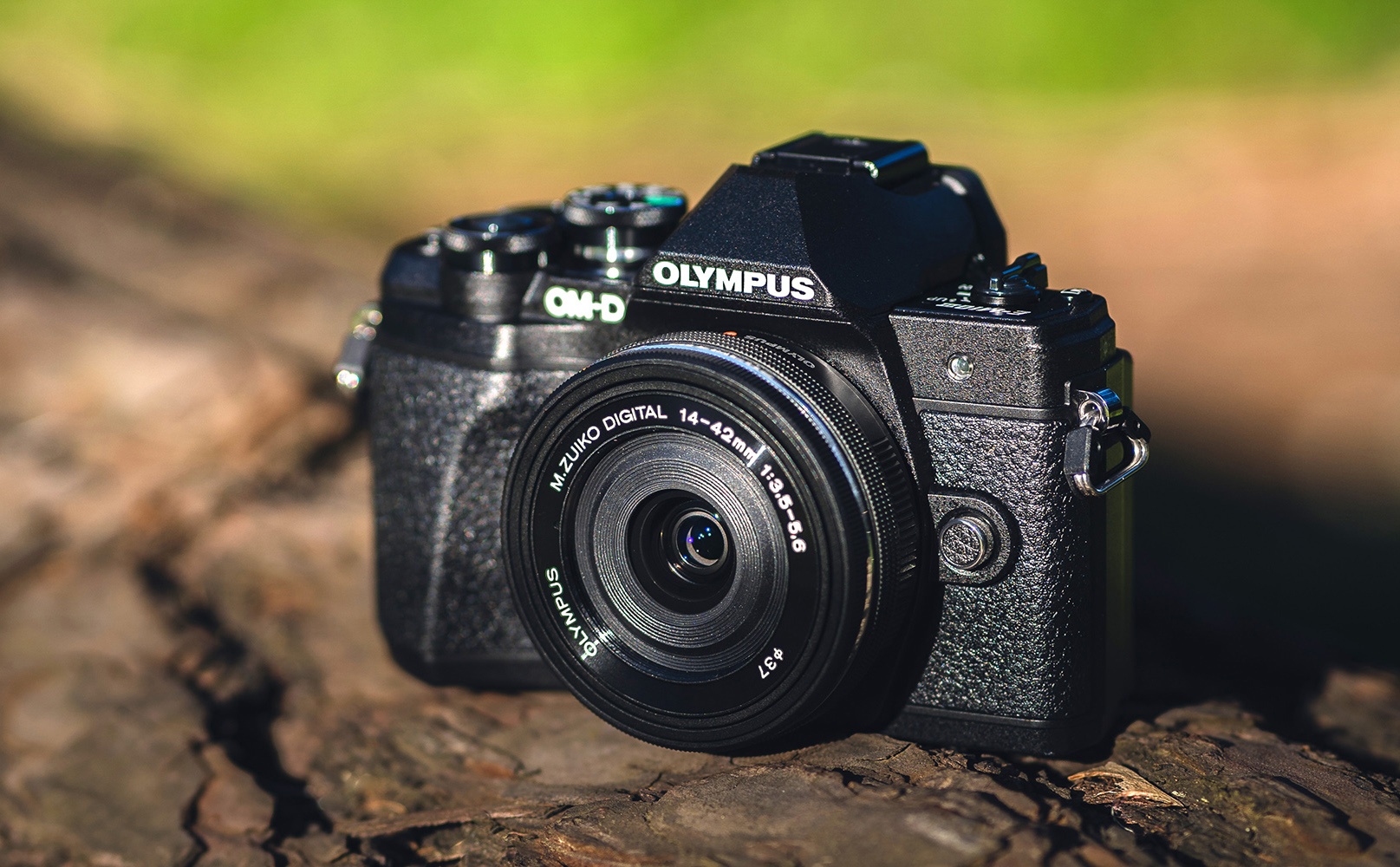 ALL ABOUT MICRO FOUR THIRDS CAMERAS [UPDATED]