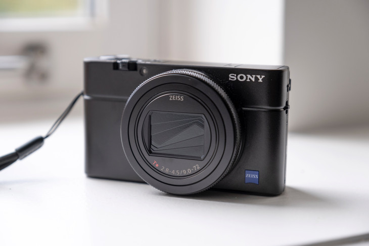 Compact cameras with a large matrix
