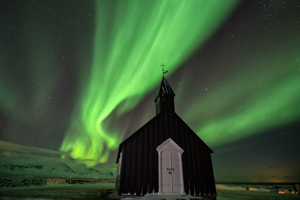 THE GUIDE YOU WERE WAITING TO PHOTOGRAPH NORTHERN LIGHTS