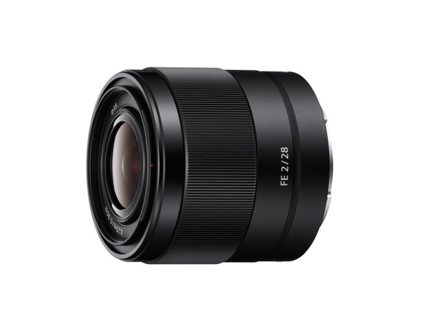 Sony FE 28mm f / 2 (SEL28F20) lens overview